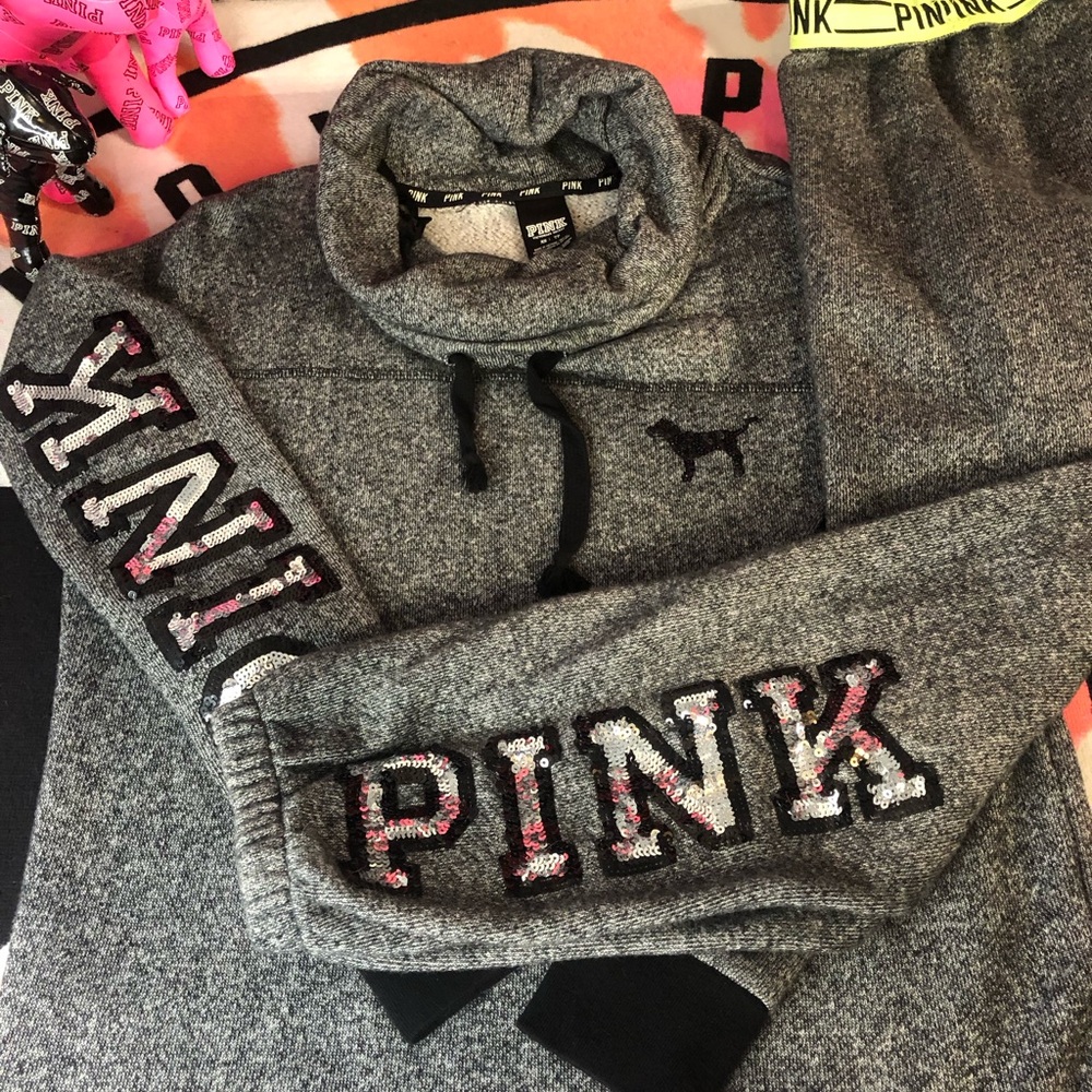 Rare 2014 Pink Victoria Secret Sequin Bling Matching Set